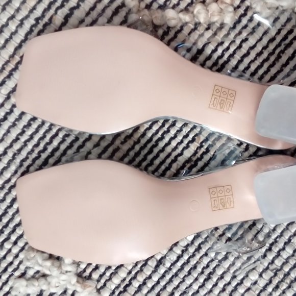 SUBTLE SILVER MIRROR PERSPEX BLOCK MID HEELS - Picture 6 of 13